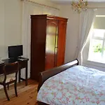 Guaire House Bed and breakfast 4*